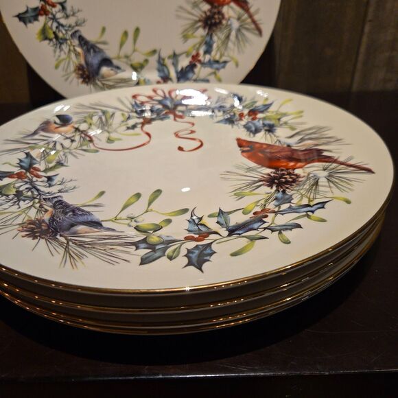 Set 5 Lenox Winter Greetings Cardinal + Ribbon 10.75" dinner Plates Gold Rim - Picture 7 of 11